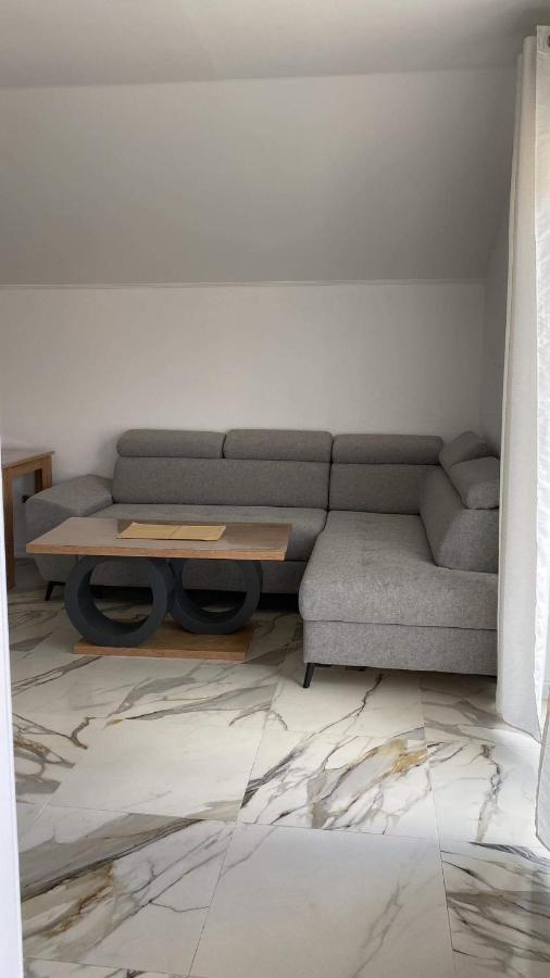 Apartman Жепче Экстерьер фото